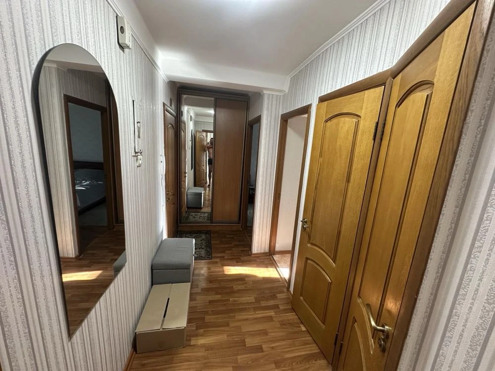 Продаж 2-к квартири,бул.Жуля Верна 13в