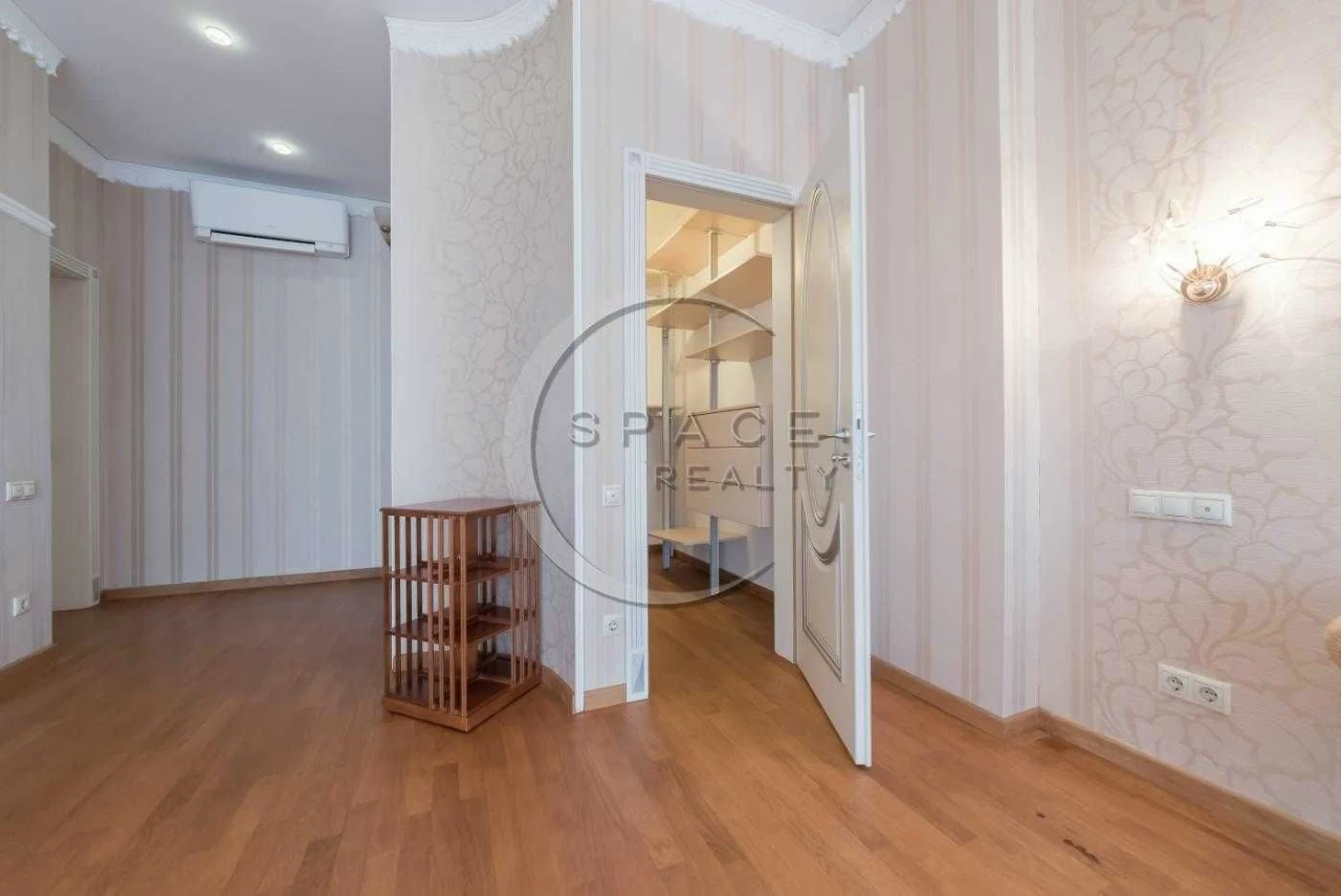 Продажа 3-к квартири ЖК Новопечерские Липки 140м2 Верхогляда