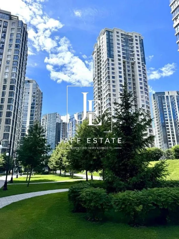 Продаж квартири в ЖК «Новопечерські Липки» | 8 черга, будино