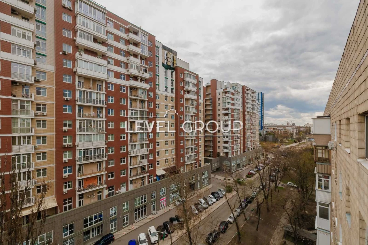 Продаж однокімнатної квартири за адресою  Василя Тютюнника в