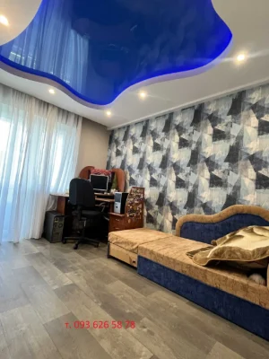 Продаж 3к квартири метро Академмістечко, Булаховського, Наум