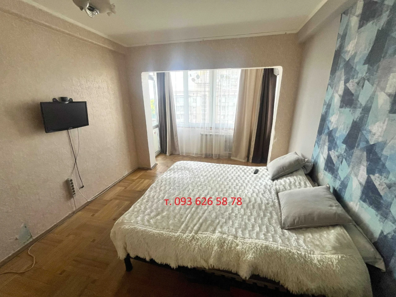 Продаж 3к квартири метро Академмістечко, Булаховського, Наум