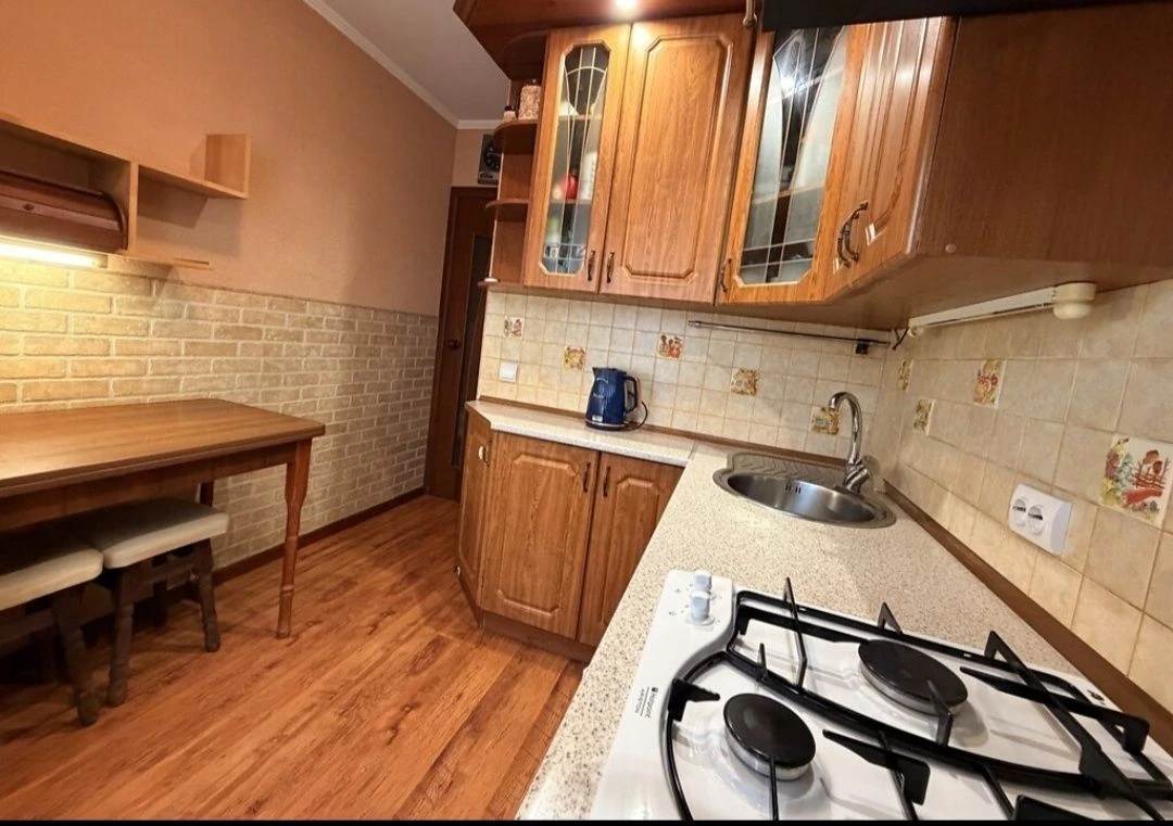 Продаж 3к квартири по вул. Райдужна, буд. 3-Б, Райдужний