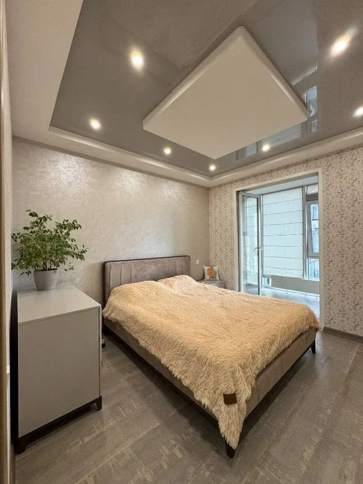Дизайнерская 3к в ЖК «Салют» (б-р Славы, 2) – 98 м², Побед