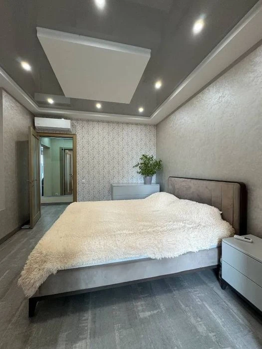 Дизайнерская 3к в ЖК «Салют» (б-р Славы, 2) – 98 м², Побед