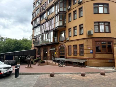 Квартира. Київ, Євгена Коновальця вул.