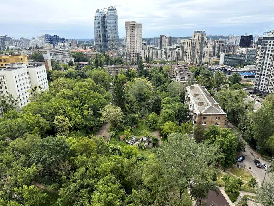 Квартира. Київ, Євгена Коновальця вул.