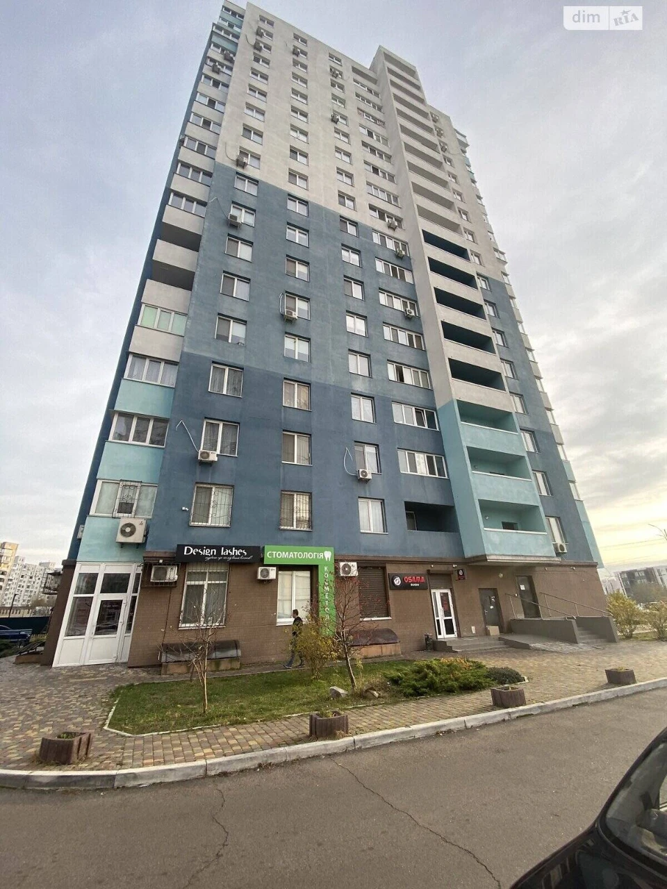 Продам 2-комн. квартиру 64/33/15 кв. м.,