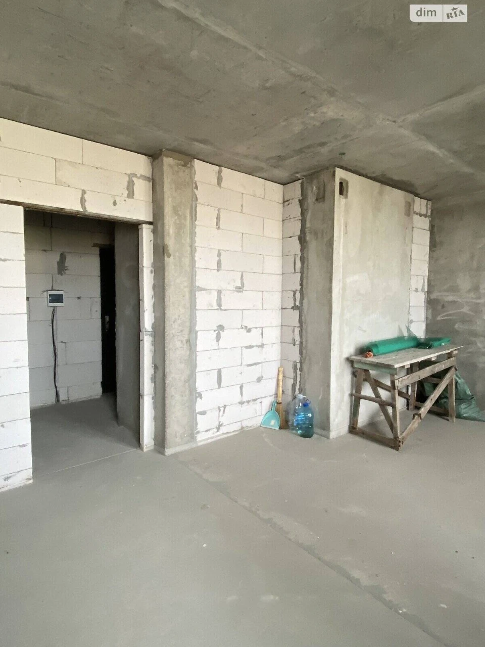 Продам 2-комн. квартиру 64/33/15 кв. м.,