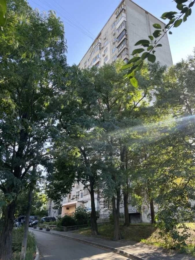 Продаж 1-кімнатної квартири 35 м², Деміївська вул., 47