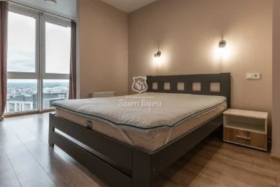 Продаж 1-кімнатної квартири 47.2 м², Зарічна вул., 6к2