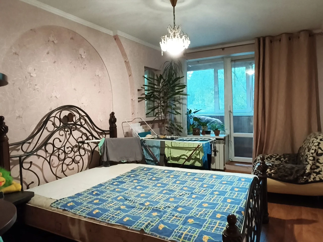 Продаж 3к квартири БЕЗ %  вул.Ушакова 2 ст.м Академмістечко,