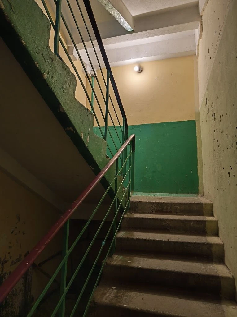 Продаж 3к квартири БЕЗ %  вул.Ушакова 2 ст.м Академмістечко,