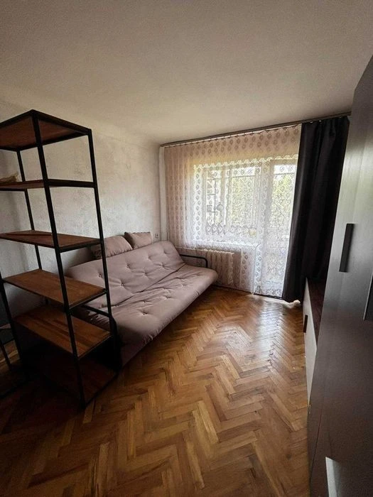 Three-room apartment in residential condition on Shcherbakivskoho St.!