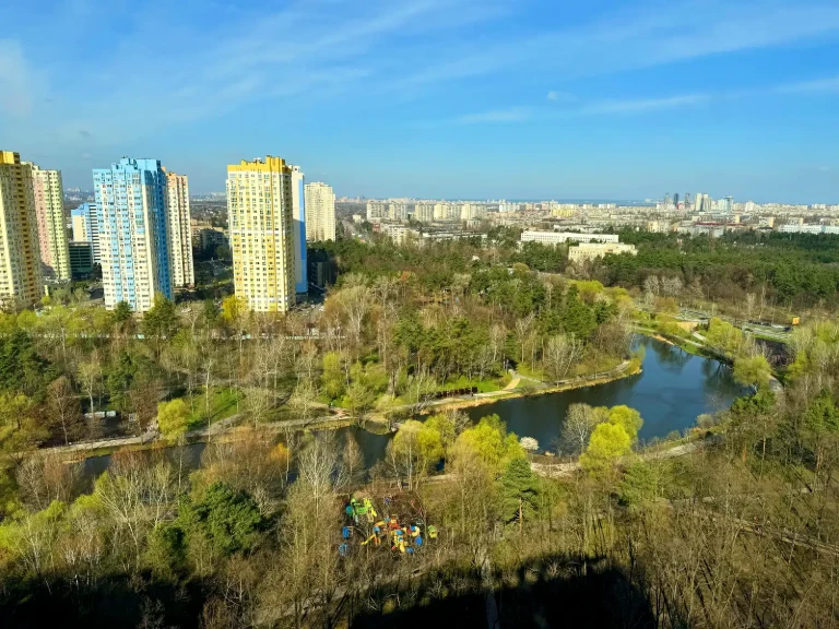 Продаж квартири 1-кімн. 56.8 м² 22/22 пов.