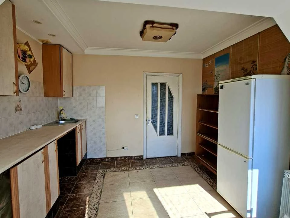 Квартира. Київ, Вишняківська вул.