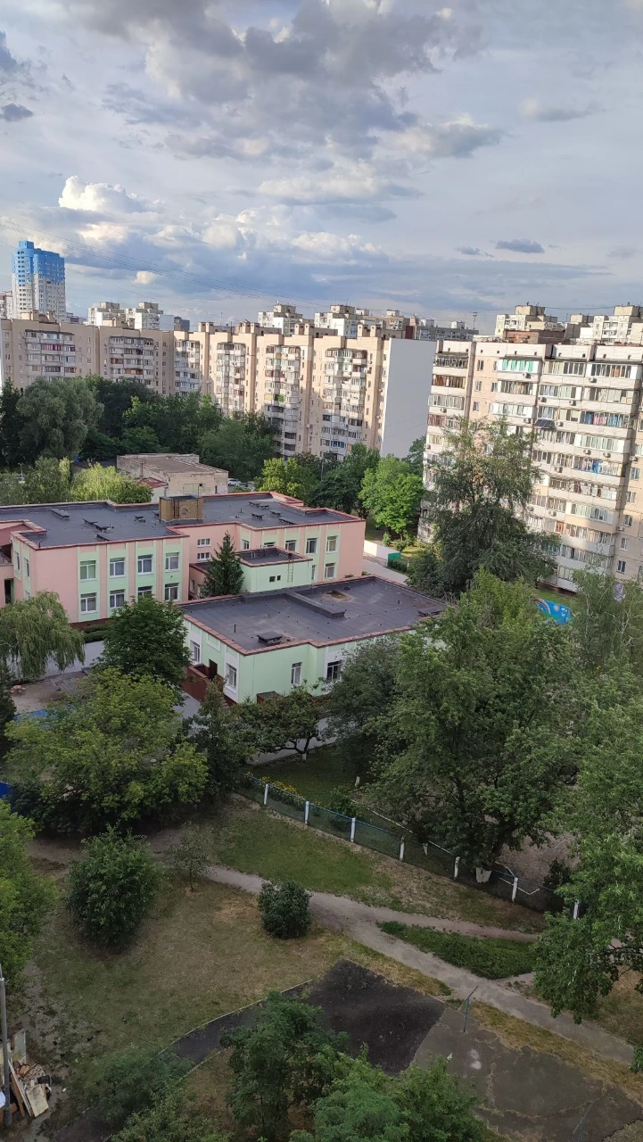 Продаж 2х кімнатної квартири 59,30 м2 на Ревуцького 19/1 в м