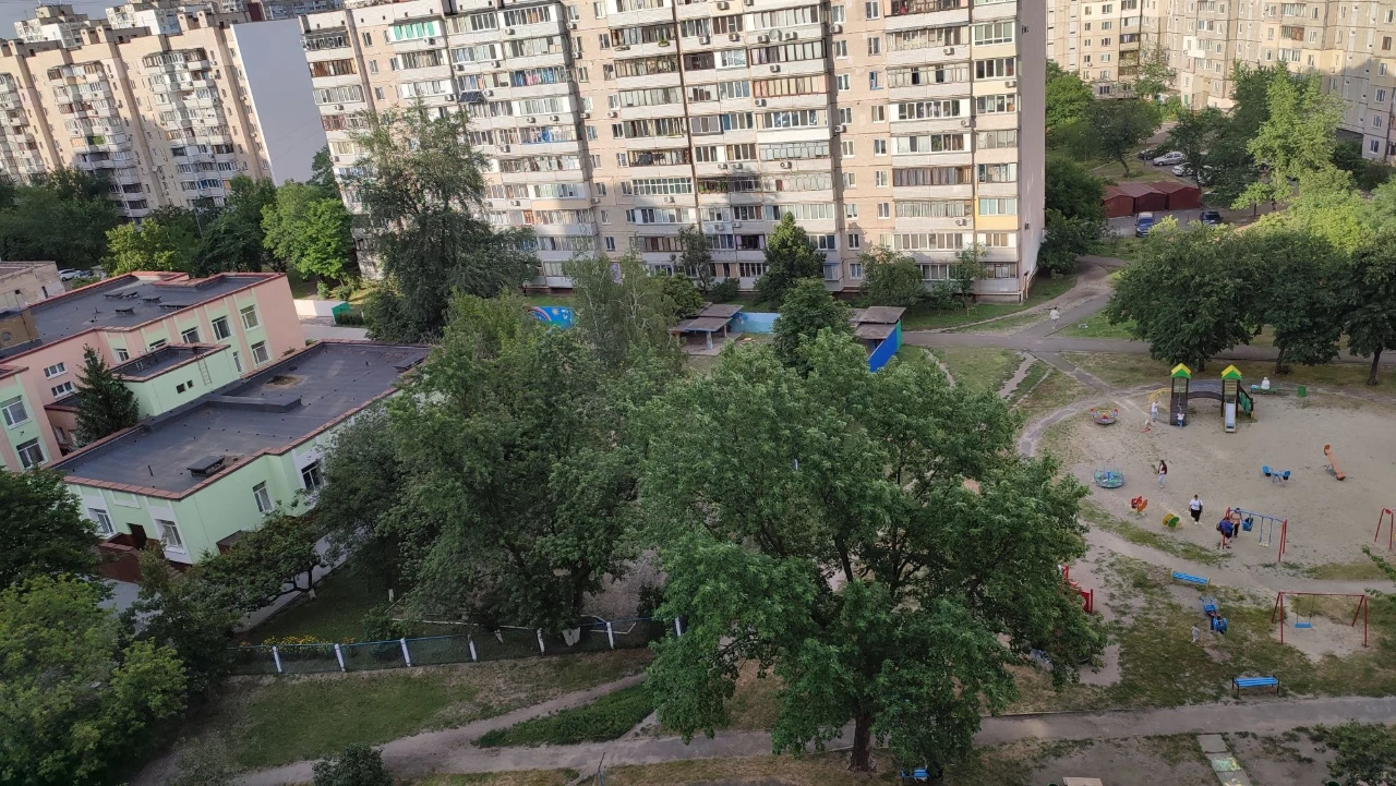 Продаж 2х кімнатної квартири 59,30 м2 на Ревуцького 19/1 в м