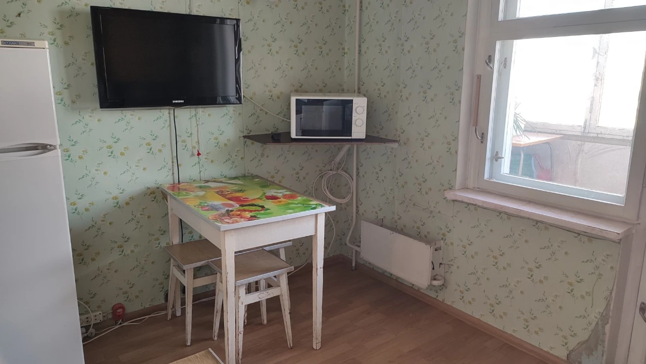 Продаж 2х кімнатної квартири 59,30 м2 на Ревуцького 19/1 в м