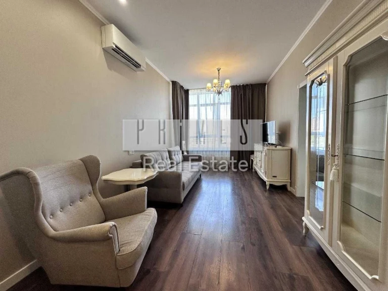 ЖК Central Park Продаж 2кім квартири 75м2 з ремонтом на сере