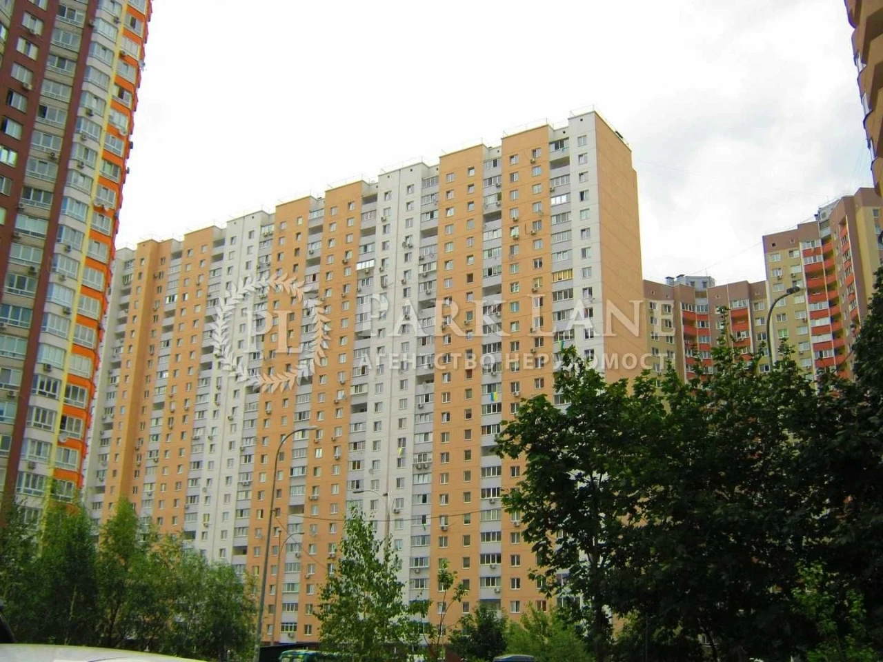 Продаж 2-х кімнатної квартири з ремонтом  вул Урлівська 38 П