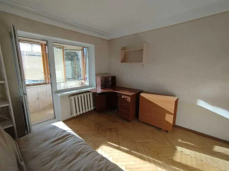Продаж 2 кімнатної квартири вулиця Мрії 5  Святошинський рай