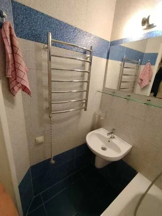Продаж 2 кімнатної квартири вулиця Мрії 5  Святошинський рай