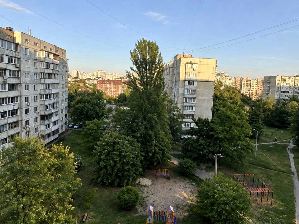 Квартира. Київ, Дмитра Луценка вул.