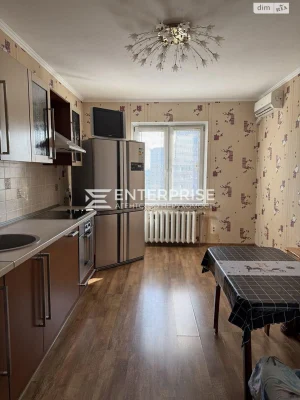Продаж Квартира Дарницький