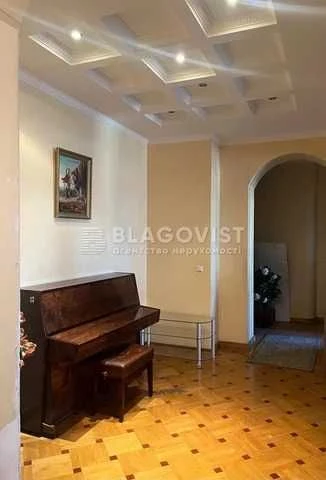 Печерськ Лесі Украінки 4кімн квартира з якісним ремонтом
