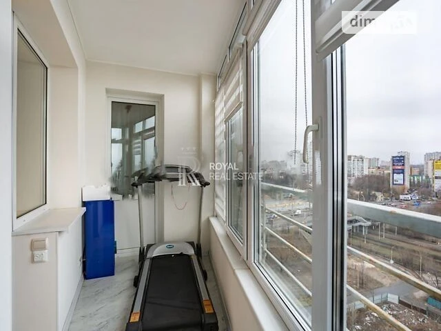 Sale of 3-room apartment 114 sq. m on Chokolivskyi Blvd. 42A • ID 3