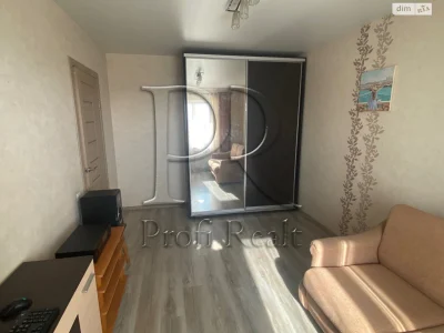 Продаж Квартира Дарницький
