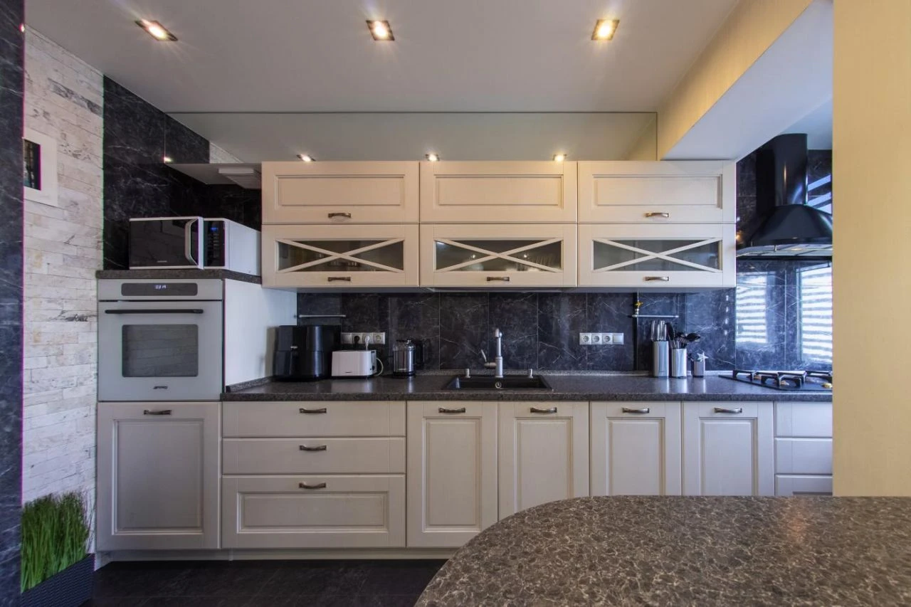 Продам трикімнатну квартиру (79 м²) у Києві, Оболонський рай