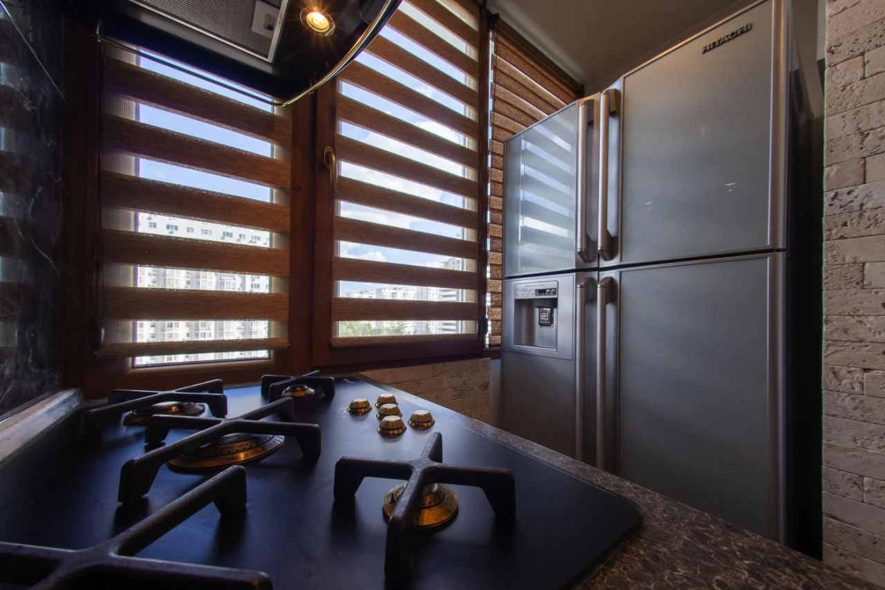 Продам трикімнатну квартиру (79 м²) у Києві, Оболонський рай