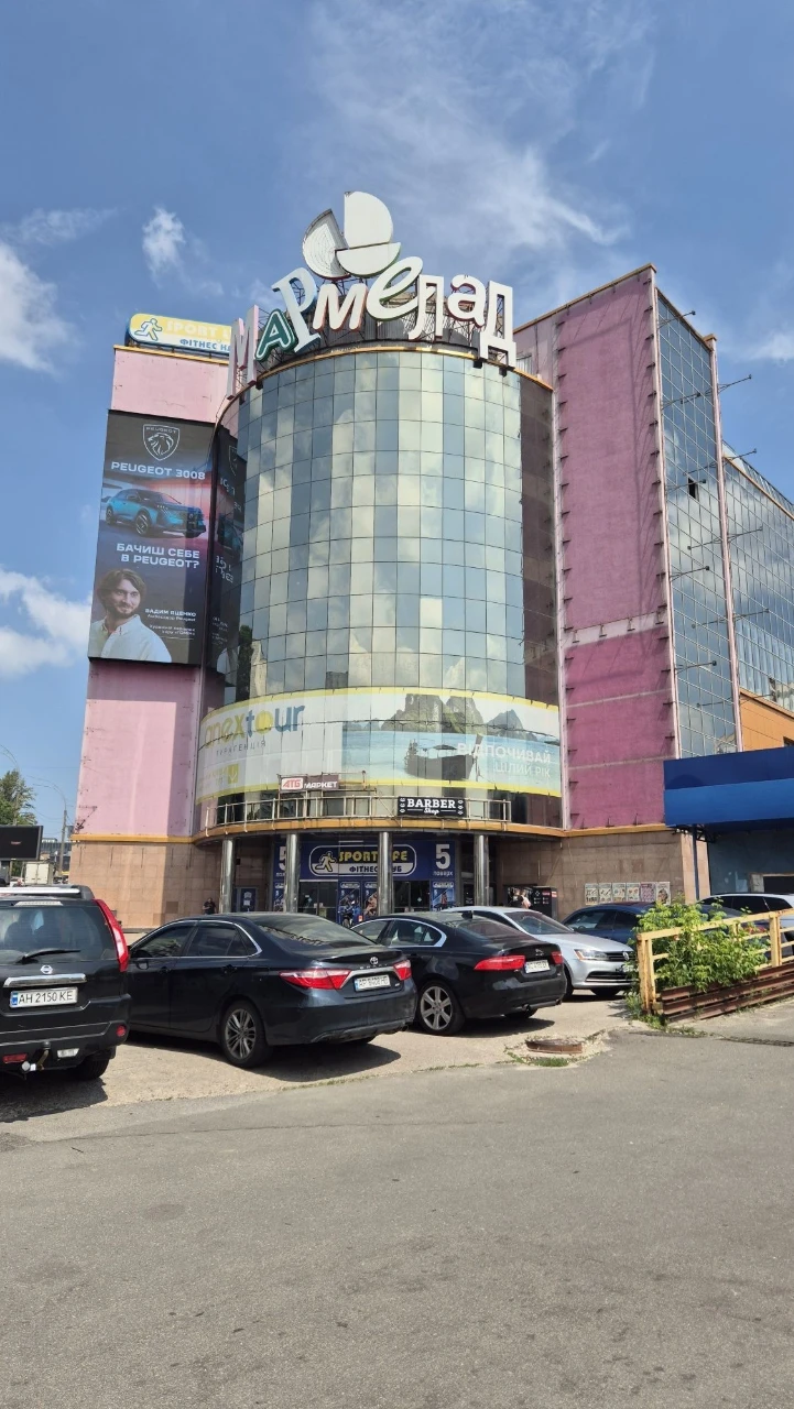 Продаж 3-кімнатна біля ТЦ "Мармелад", вул. Тихого 41 (Виборз