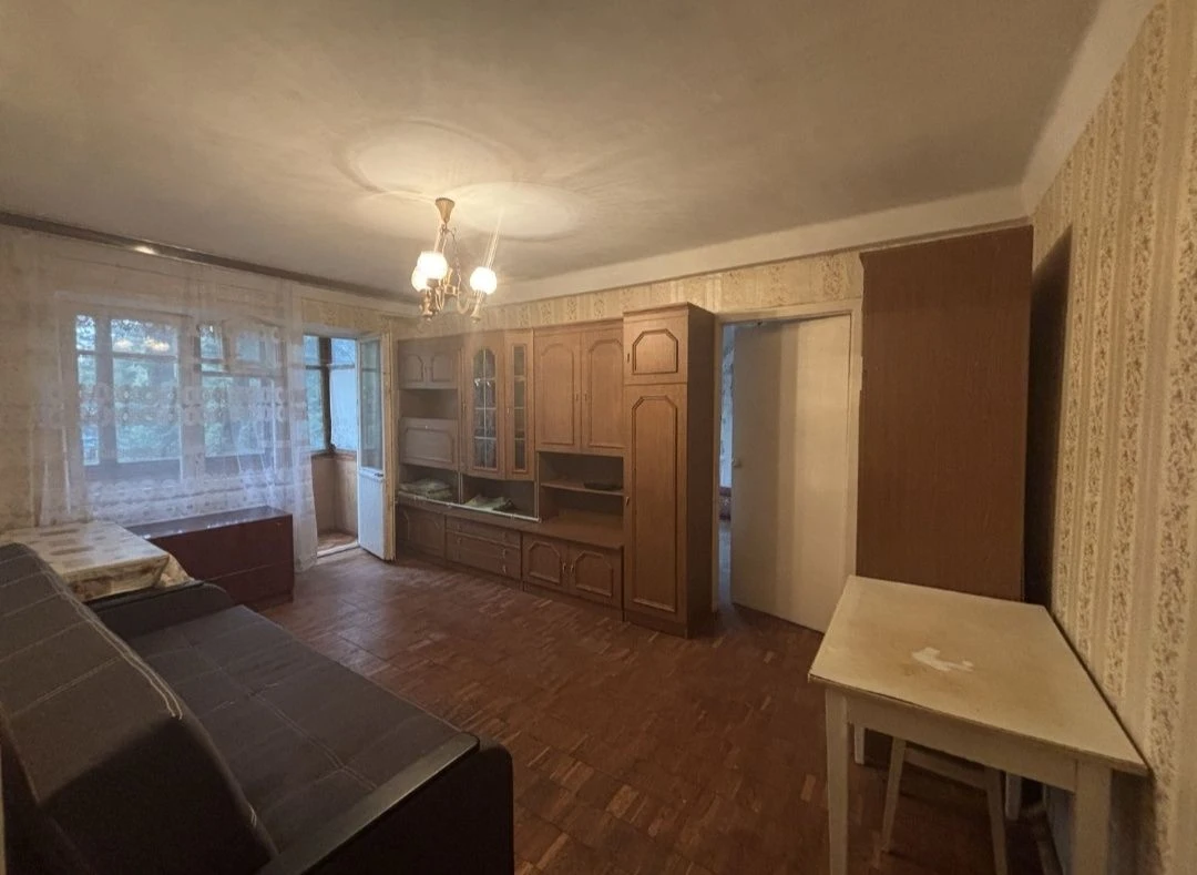 Продаж 2к квартири по вулиці Івана Микитенка, буд. 15, Дніпр