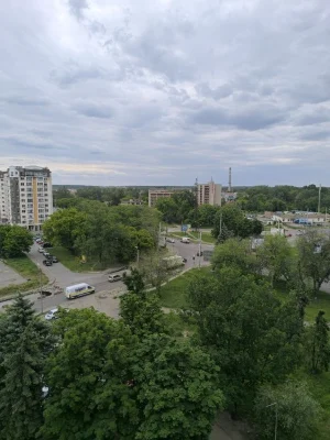 Поділ, вул. Миру, 3-кімн. квартира під ремонт.