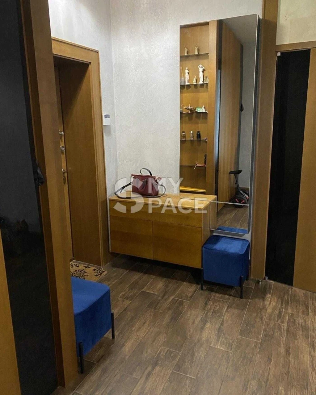 Видова 3-рівнева квартира 221 м², Оболонська набережна 15, О