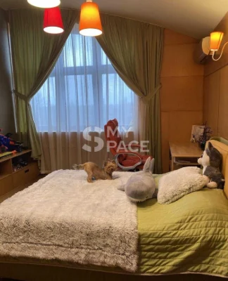 Видова 3-рівнева квартира 221 м², Оболонська набережна 15, О