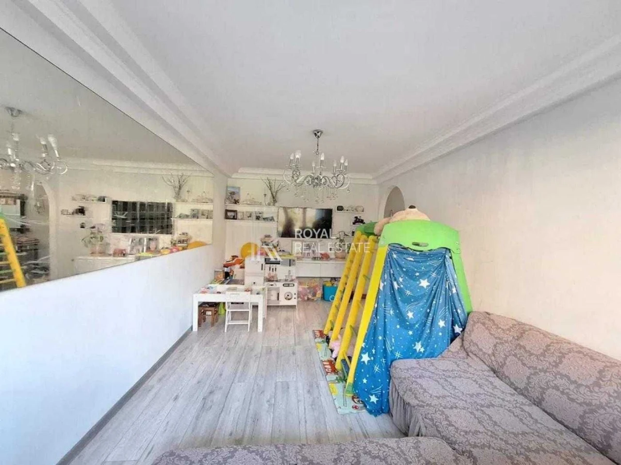 Продаж 2 кім квартири 48м2  з ремонтом по вул. Васильківські