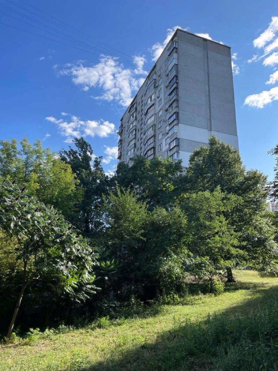 Продам 1-к квартиру ст.м. Голосіїво 5 хвилин пішки! Термінов
