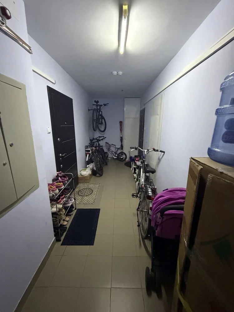 Продаж квартири ЖК Амурський трьохкімнатна Здановської 34 а
