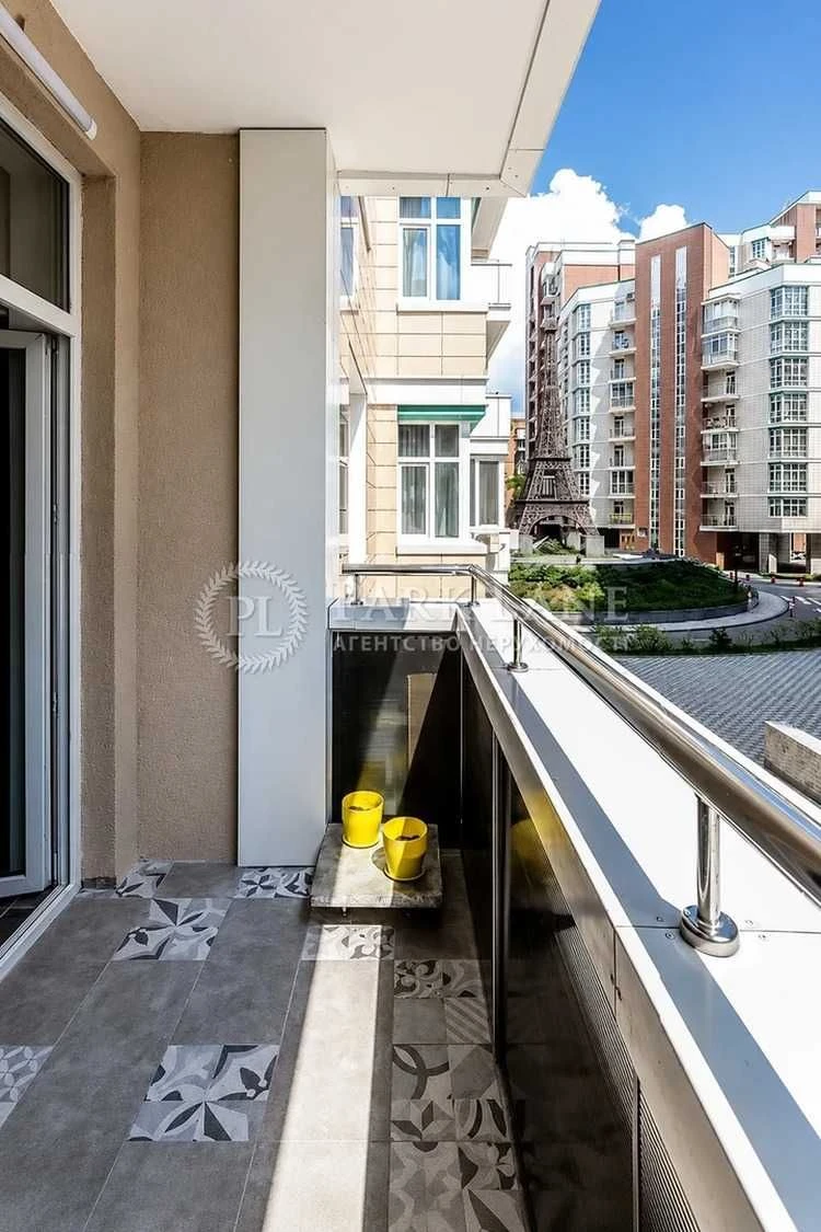 Продаж 2к квартири 83м² ЖК Французький квартал, вул Тютюнник