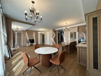Квартира з характером. 120м² у клубному будинку "Новопечерсь