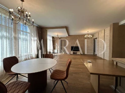Квартира з характером. 120м² у клубному будинку "Новопечерсь
