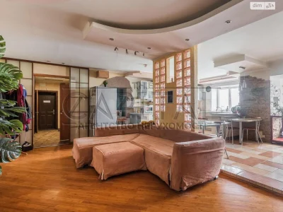 Продаж Квартира Дарницький
