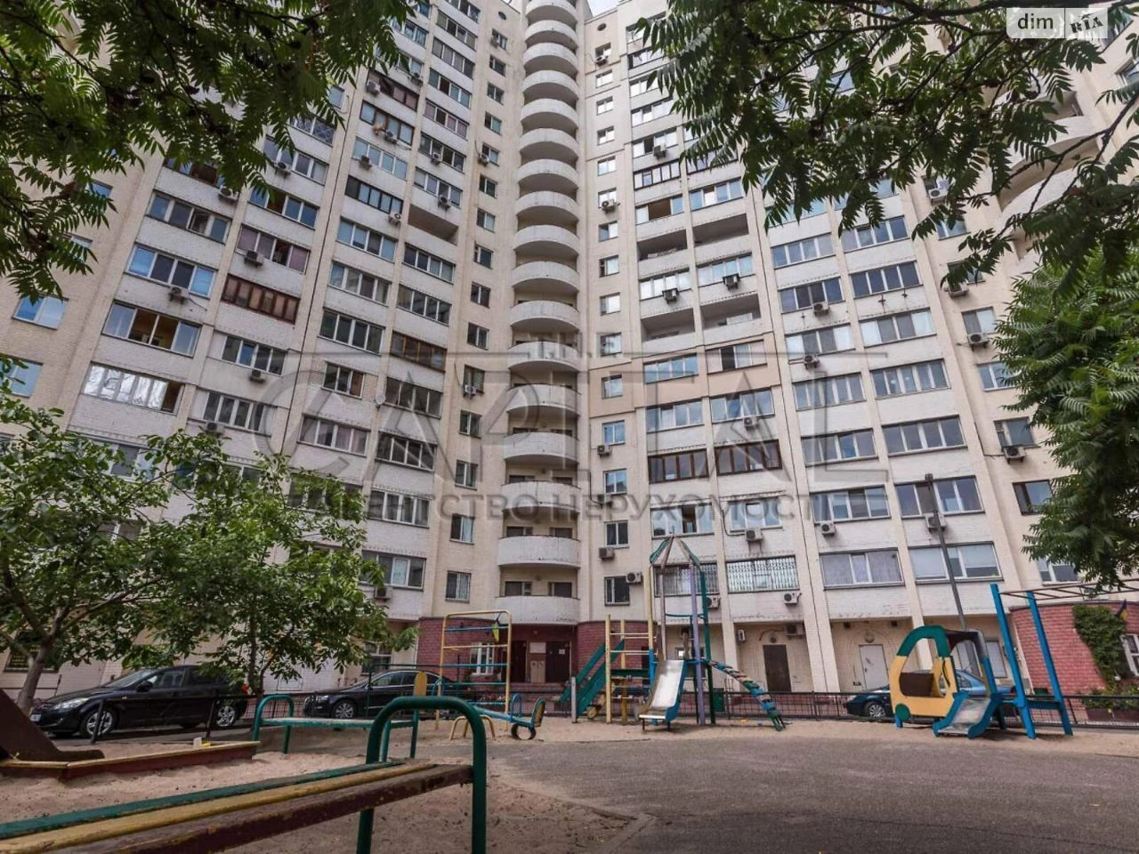 Продаж Квартира Дарницький