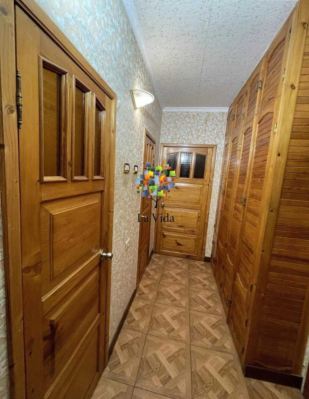 Продам 3к. квартиру вул. Срібнокільська, 16