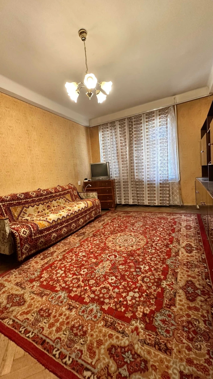 Продаж 2-кімнатної квартири на Печерську по вул.А.Філатова 1
