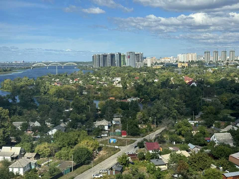 Квартира. Київ, Зарічна вул.